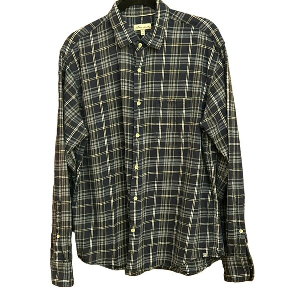 Peter Millar Men's Blue White Button Up Plaid Shirt Size Large Outdoors Rugged - Picture 1 of 3
